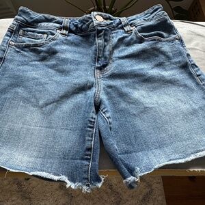 6” Jean shorts